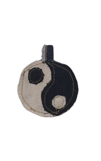 Universel denim charm yin & yang