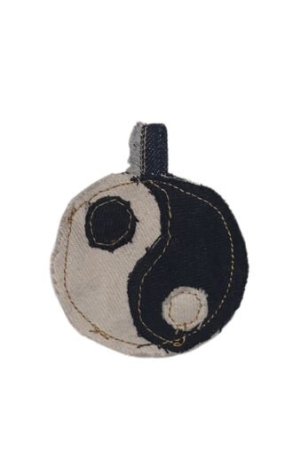 Universel denim charm yin & yang
