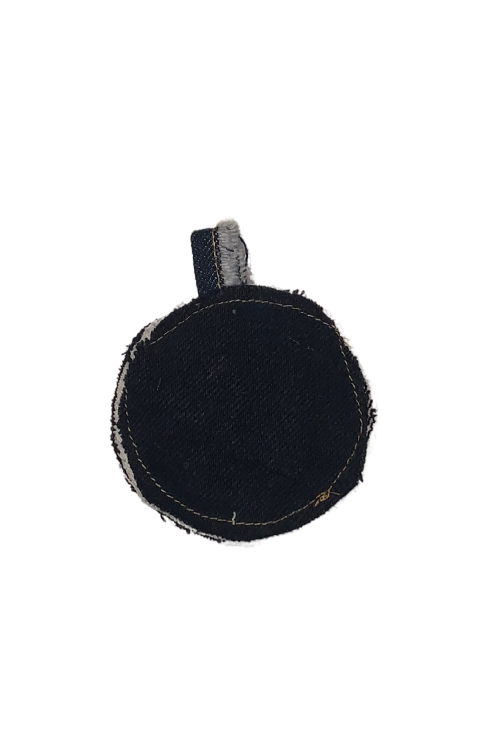 Universel denim charm yin & yang