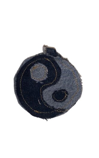 Universel denim charm yin & yang